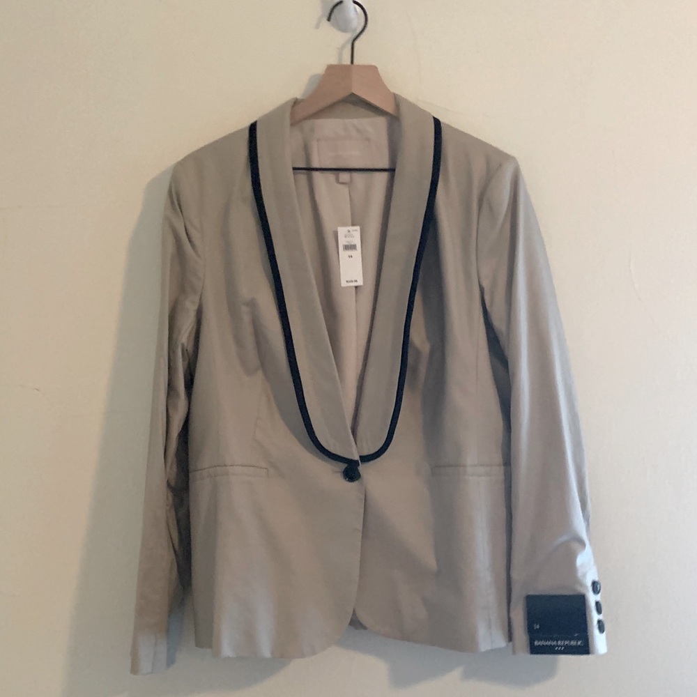 Banana Republic Women’s blazer